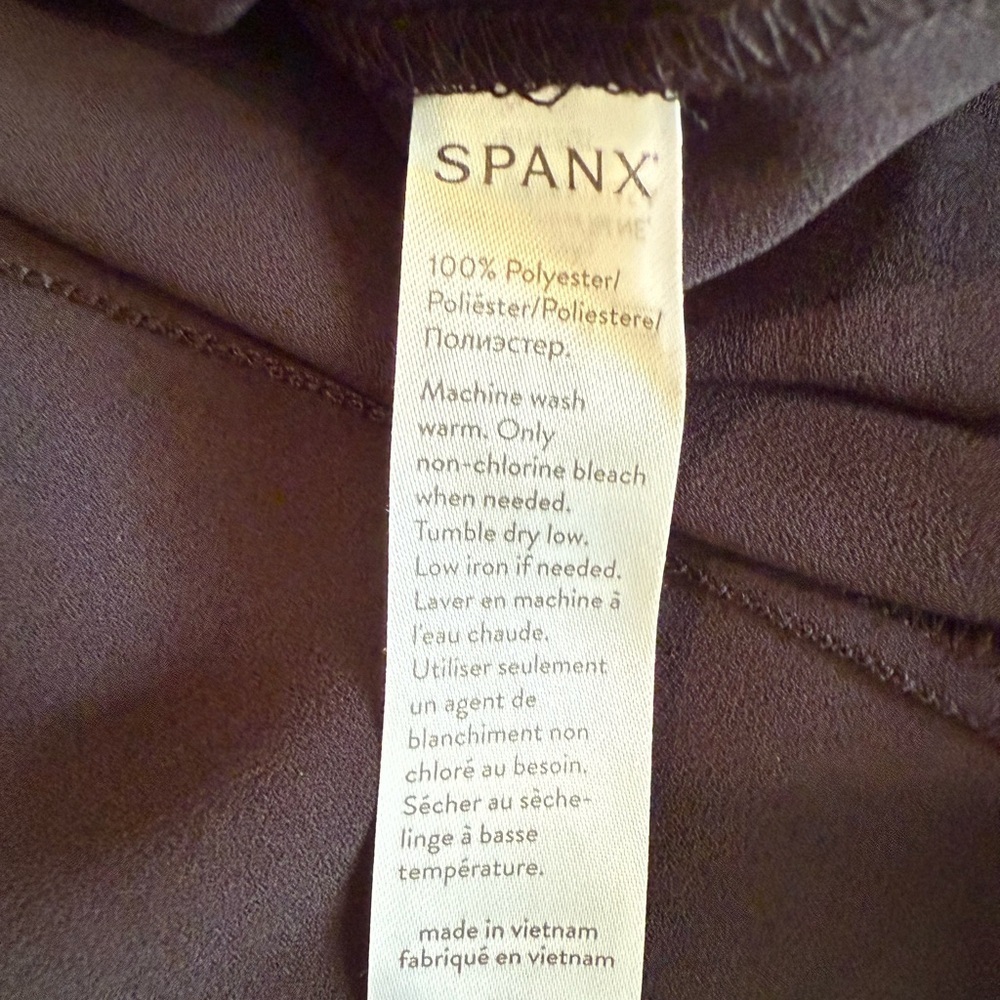 Spanx Black Perfect Length Tank in Size Large - Picture 9 of 9
